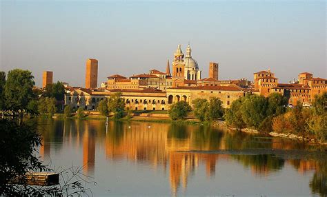 Festivaletterario di Mantova: Un incontro inaspettato tra arte e natura grazie a Helena Rizzo