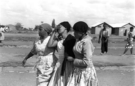 Il Massacro di Sharpeville: Un'Esplorazione delle Radici del Terrore e la Lotta per la Giustizia Sociale in Sudafrica