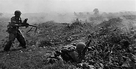  La Battaglia di Dien Bien Phu: Una Vittoria che Riecheggia nei Secoli, e un Imperatore che ha Sconvolto il Mondo