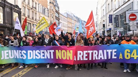  La Manifestazione contro la Legge del Lavoro: Un Tuffo nel Turbolento 2016 Francese con Stéphane Le Foll